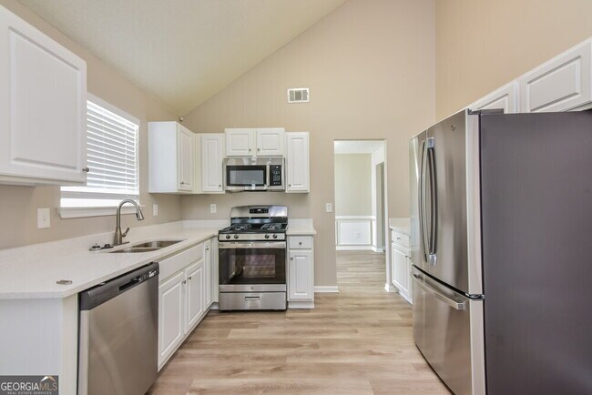 Building Photo - 3547 Spring Shoals
