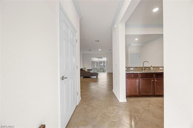 Building Photo - 2707 Blossom Wy