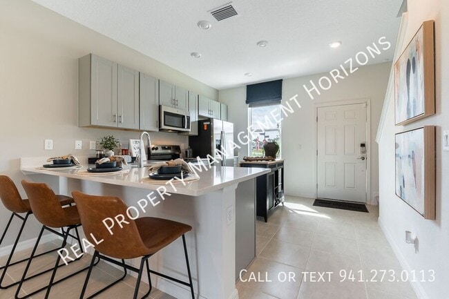 Building Photo - 16610 San Nicola Pl