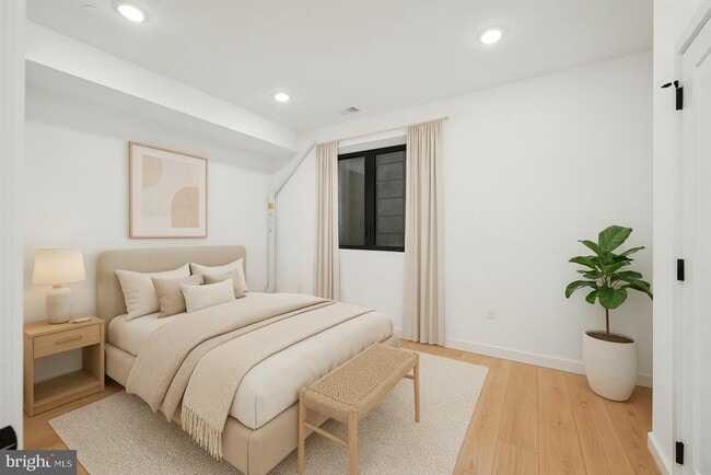 Building Photo - 871 N 20th St