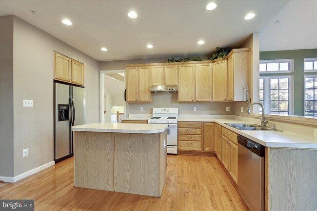 Building Photo - 12902 Innisbrook Dr