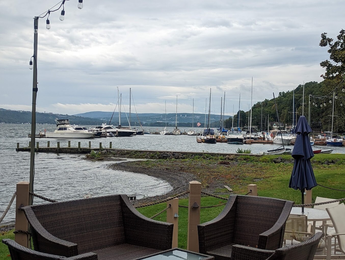 Building Photo - 1 Maplewood Rd