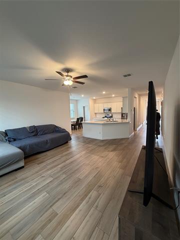 Building Photo - 8501 Caracara Dr