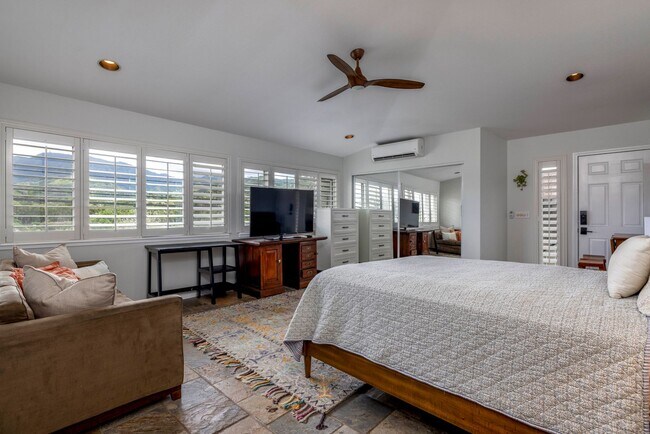 Building Photo - North Shore Oahu Oceanfront Home for Rent