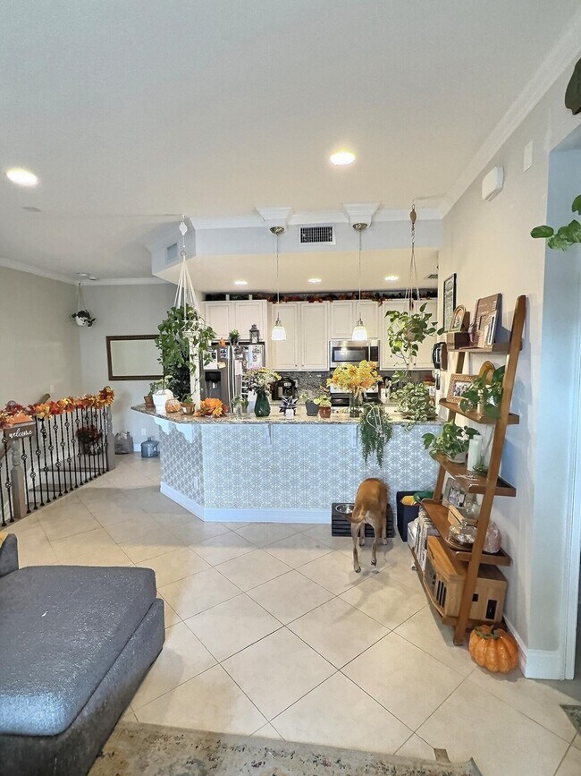 Building Photo - 10320 SW Stephanie Way