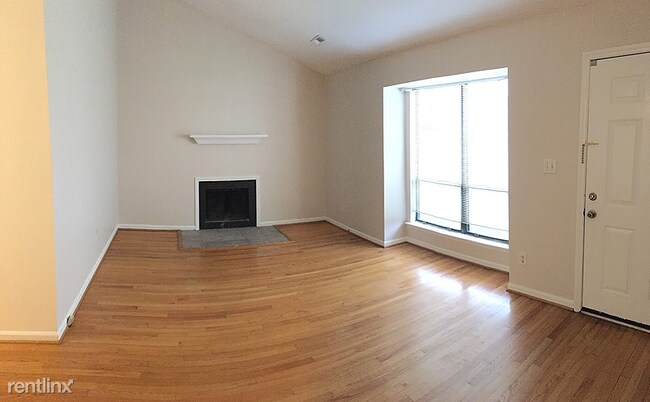 Building Photo - 2 br, 2 bath Apartment - 6828 Ray Road A