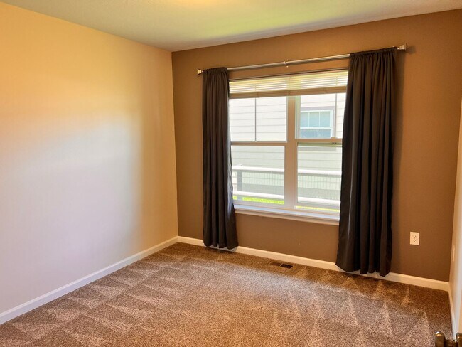 Building Photo - Spacious 3-bedroom, 2 bath in Lolo, MT!!