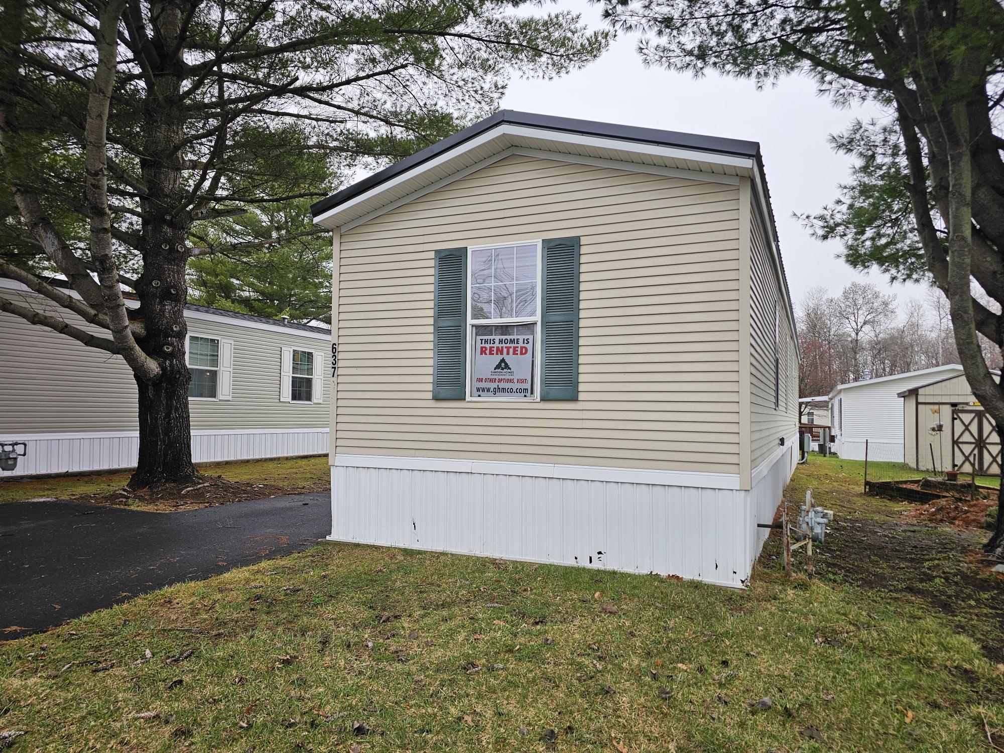 Building Photo - 637 Scarlet Dr