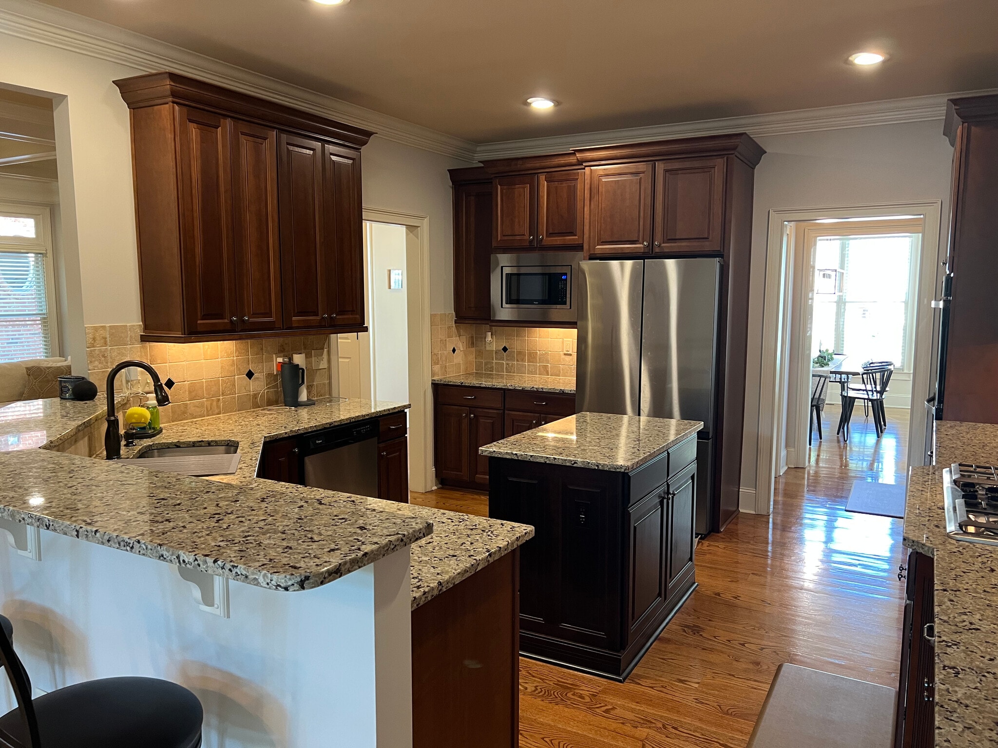 Building Photo - 7955 Magnolia Sq