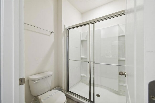 Building Photo - 7704 Oakmoss Loop