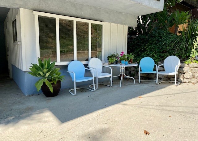 Building Photo - 10355 Oletha Ln