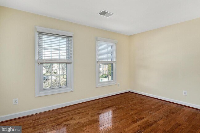 Building Photo - 4481 Shady Point Pl