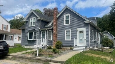 Building Photo - 824 Dighton Ave