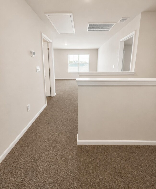 Building Photo - 181 Dagger Ct