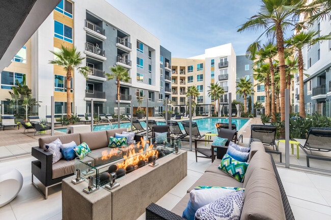 Building Photo - Rize Irvine