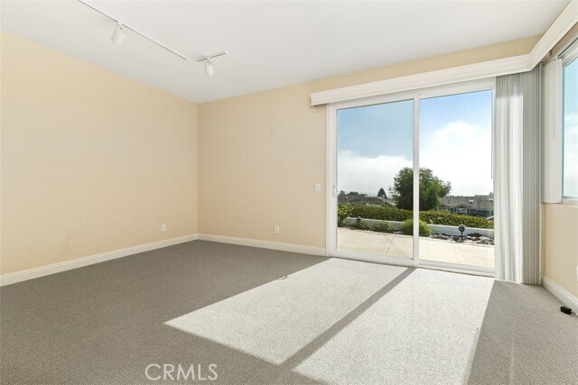 Building Photo - 12 Haverhill Rd