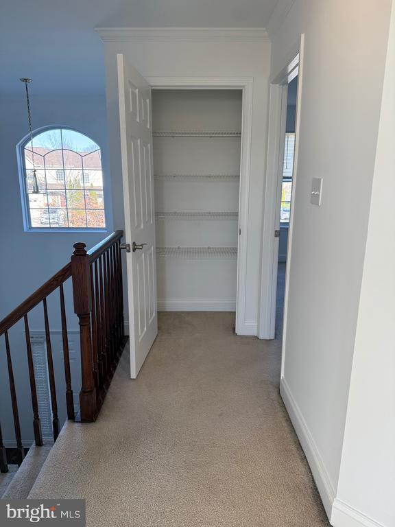 Building Photo - 111 Glacier Dr