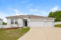 Building Photo - 1924 Bell Creek Loop
