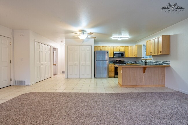 Building Photo - 1290 Hoka Hay Cir