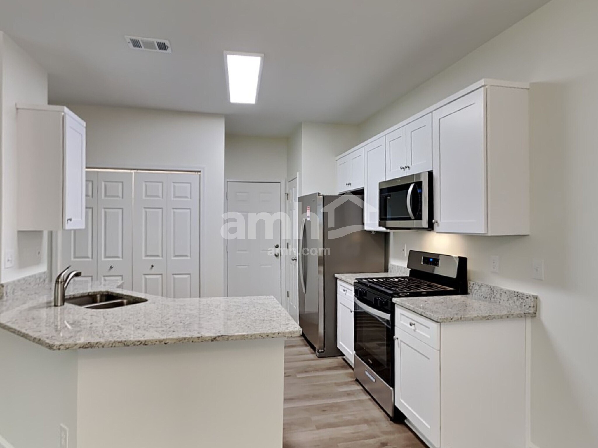 Building Photo - 2775 Gateview Ct