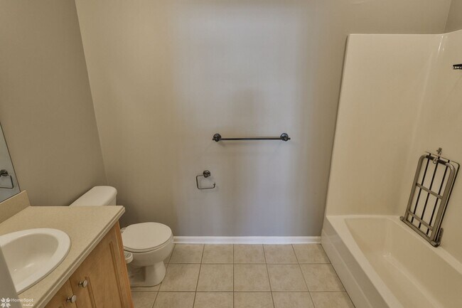 Building Photo - 2 bedroom condo at Country Classics at Morgan Hill