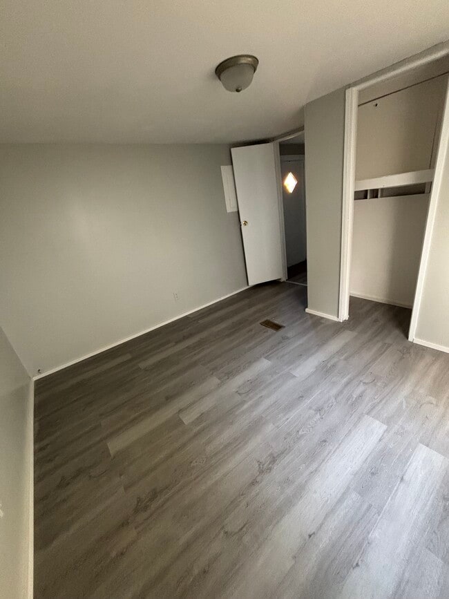 Building Photo - 40 Mcilwain Rd