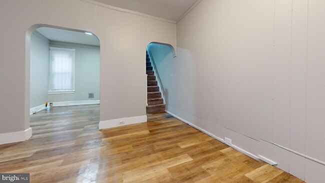 Building Photo - 5139 Ludlow St