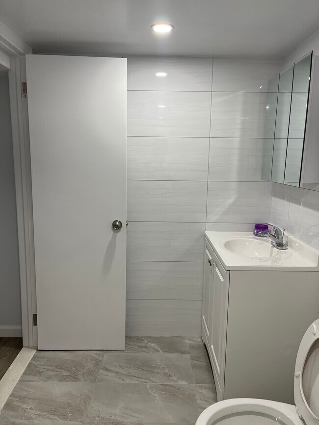 Unit 1 - 7911 32nd Ave