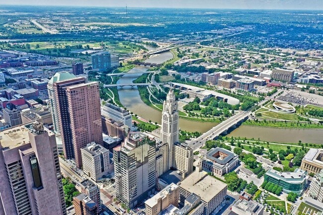 Building Photo - 50 W Broad St