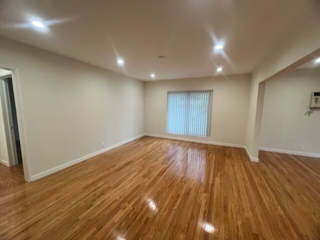 Building Photo - 1696 Amberwood Dr