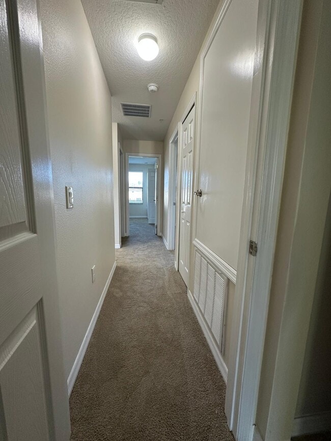 Building Photo - 2495 Seven Oaks Dr