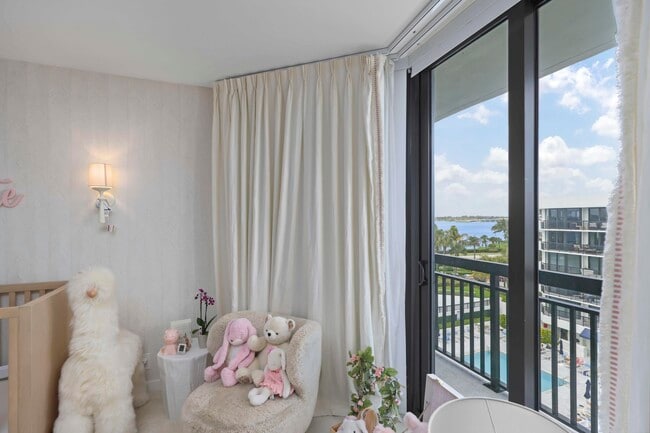 Building Photo - 3140 S Ocean Blvd