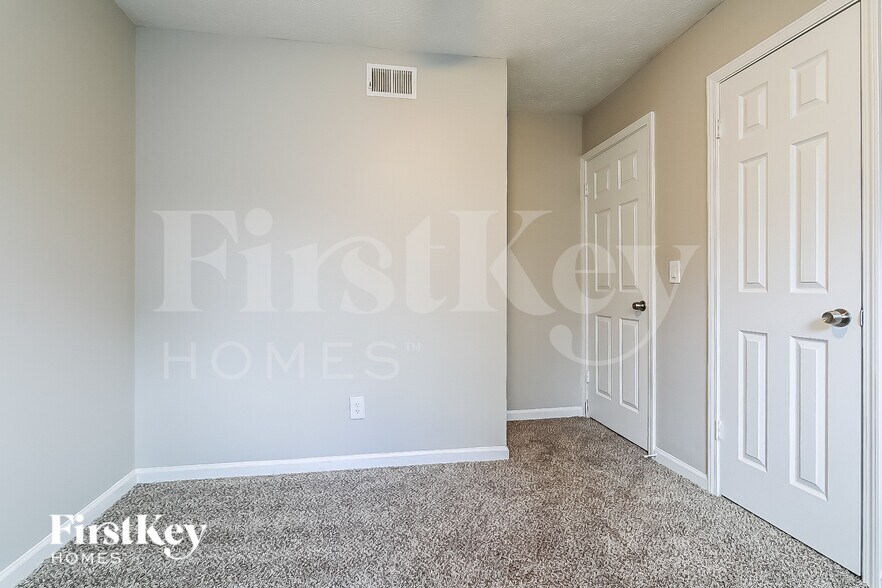 Building Photo - 2592 Chippewa Ct NW