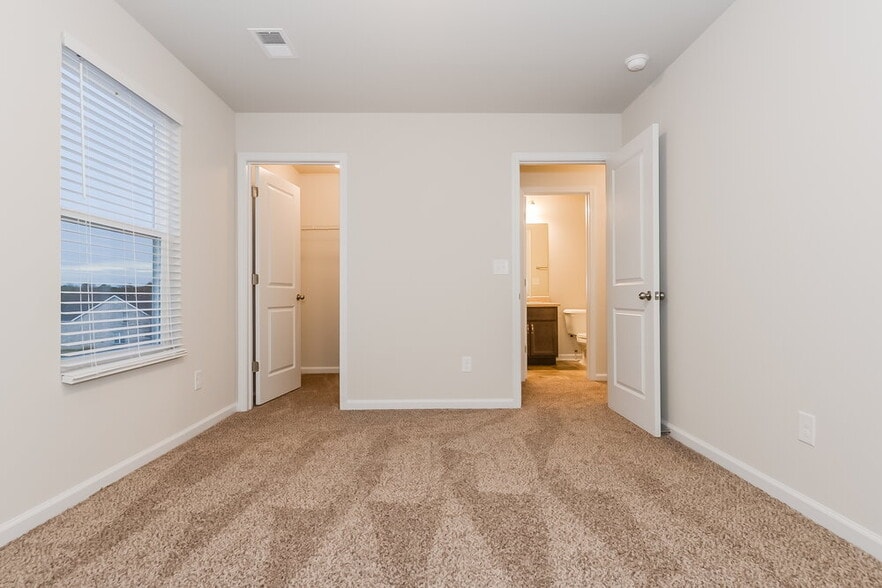 Building Photo - 180 Addy Ln