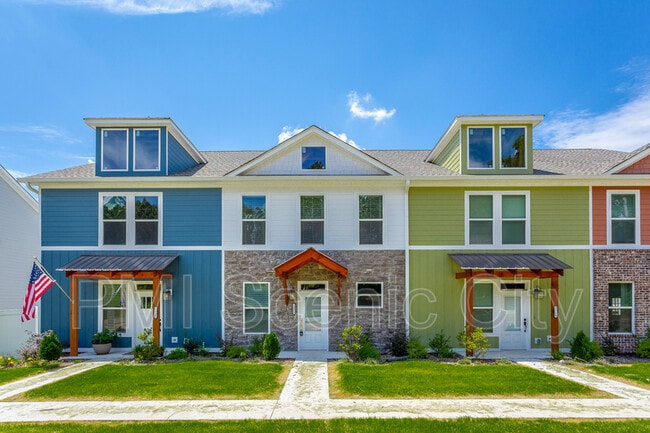 Building Photo - 1886 Young Rd SE