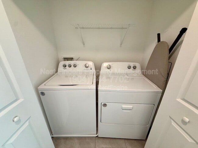 Building Photo - 8353 Retrograde Rd