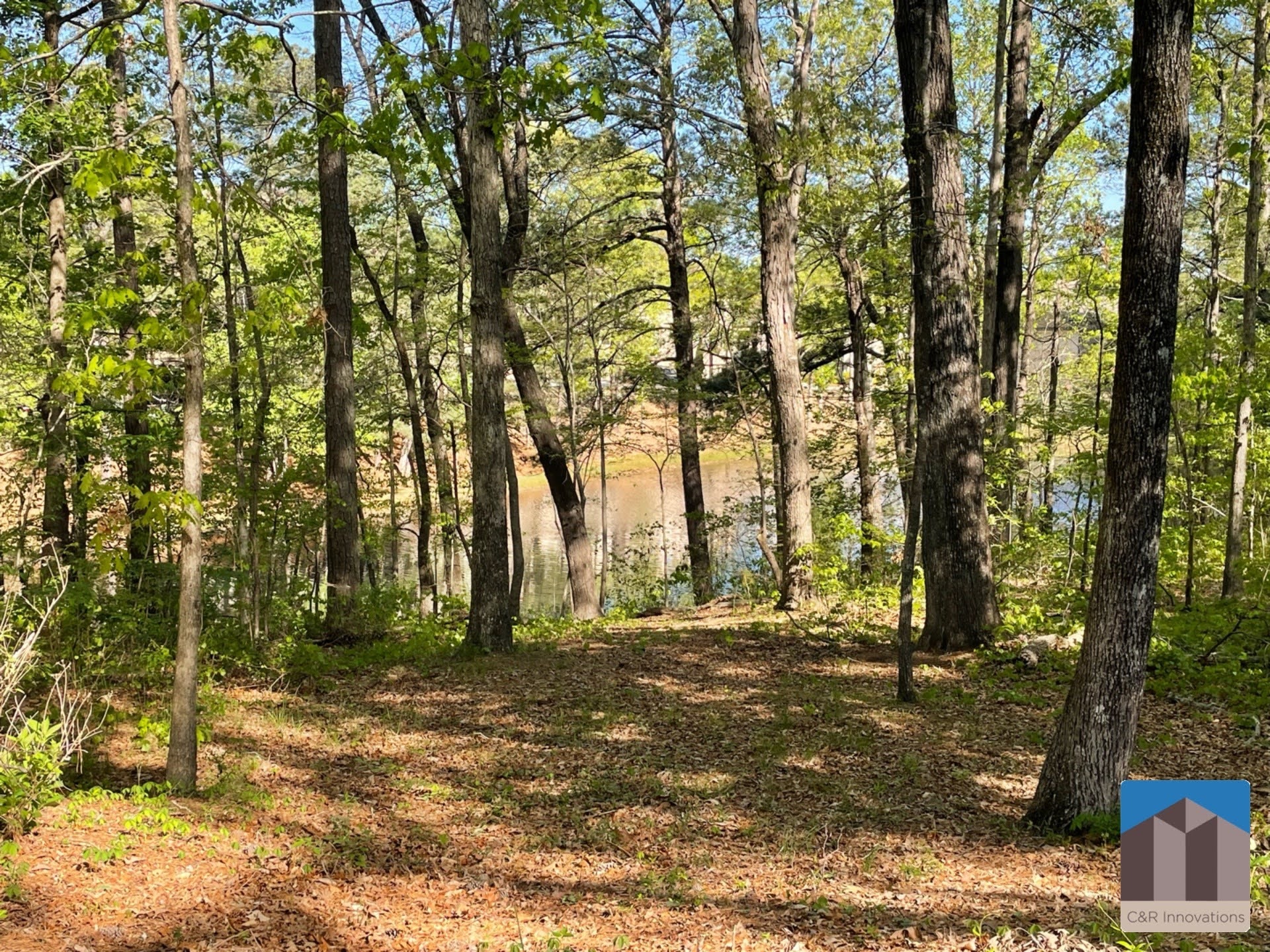 Building Photo - 1377 Greencrest Ct