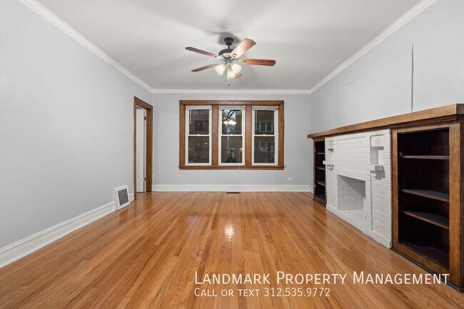 Building Photo - 4144 N Mozart St
