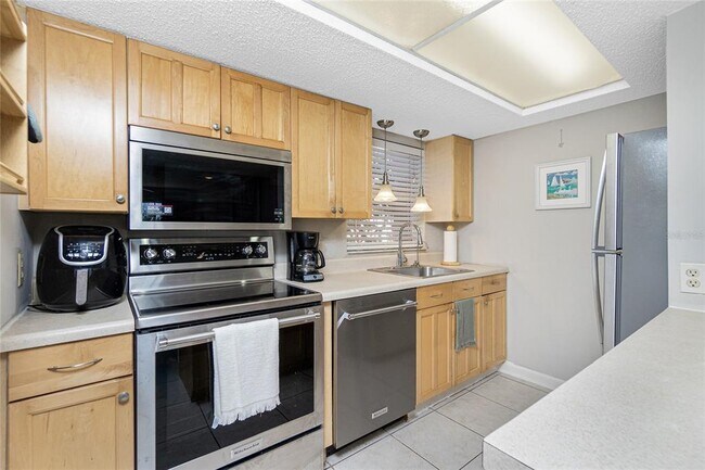 Building Photo - 1358 Rock Dove Ct