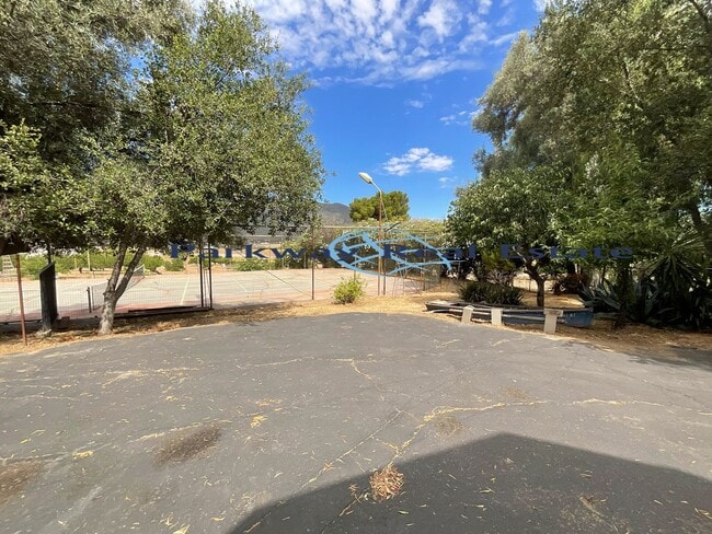 Building Photo - Charming 3 Bedroom House in East Alpine