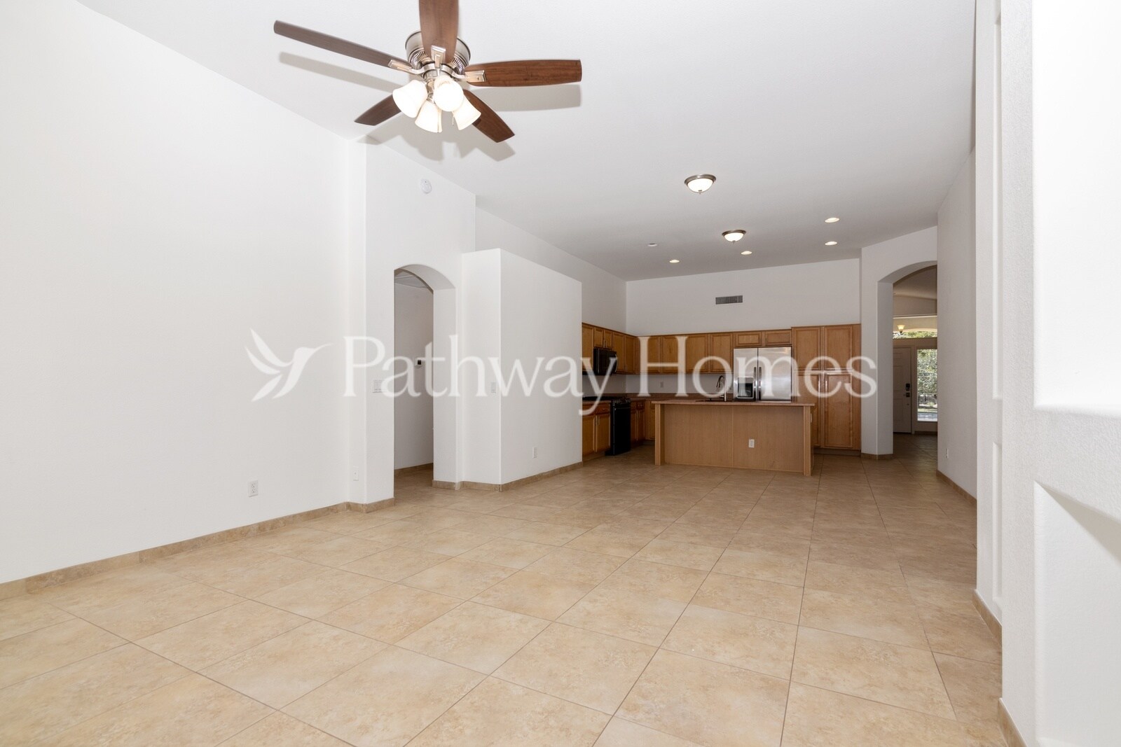 Building Photo - 520 W Musket Pl