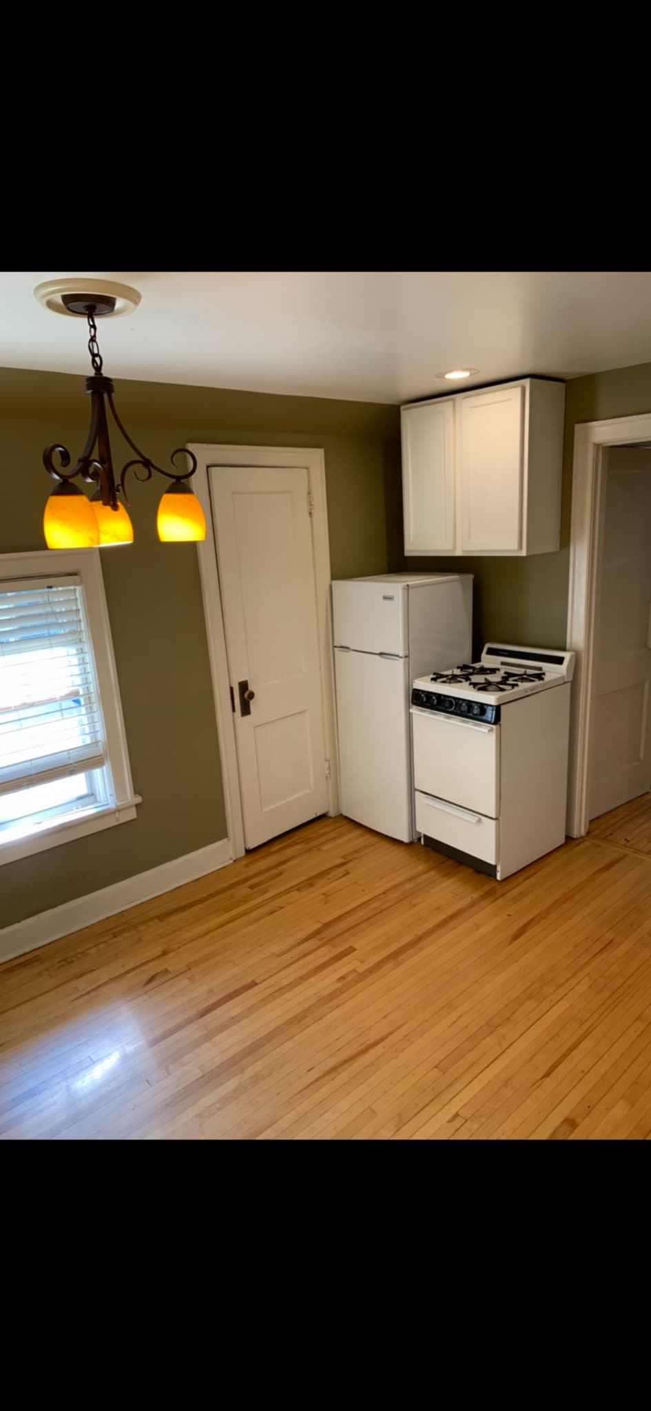 Building Photo - 88 W Minnehaha Pky