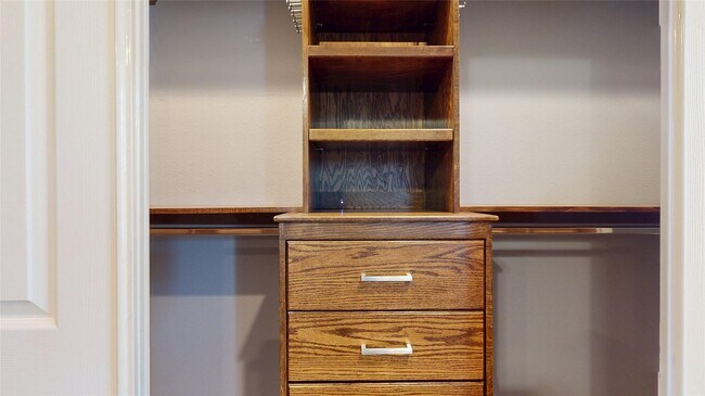 Building Photo - 2984 Holly Hall St