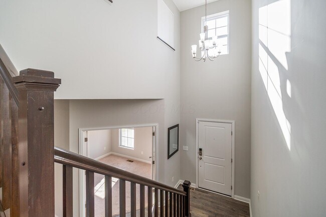 Building Photo - 4032 Stonehill Wy