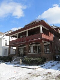 Building Photo - 450 Meigs-VR