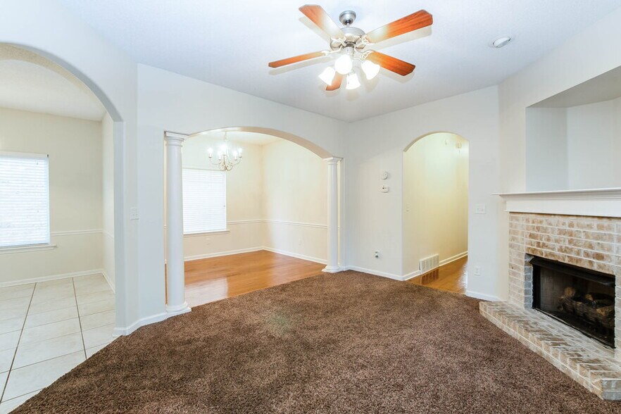 Building Photo - 1262 Carlton Ridge Dr