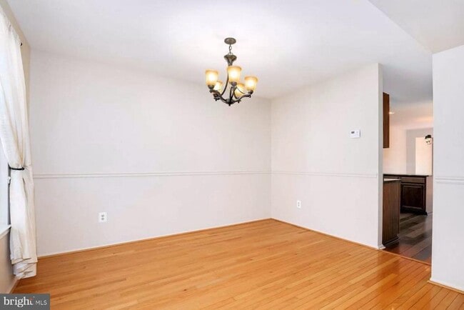 Building Photo - 8580 Dark Hawk Cir