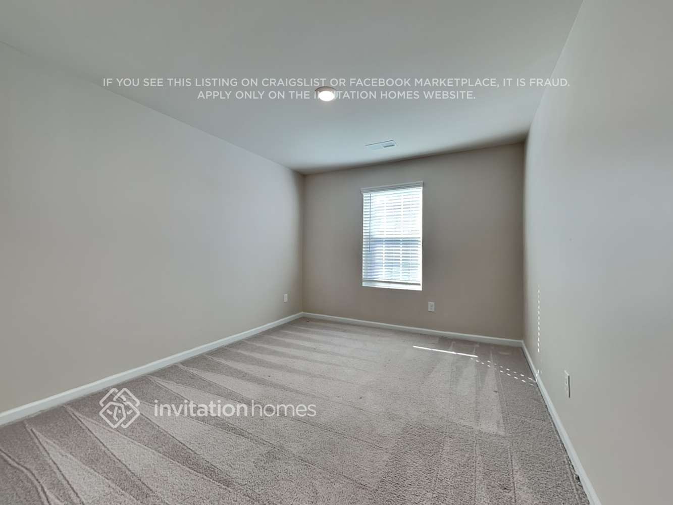 Building Photo - 1143 Woodhouse Dr