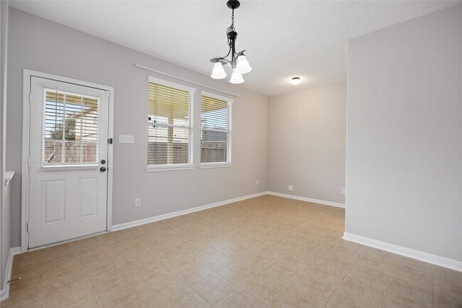 Building Photo - 7447 Oakwood Canyon Dr