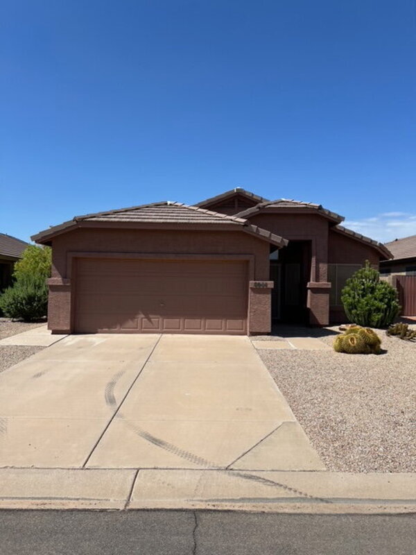 Primary Photo - 8944 E Red Mountain Ln